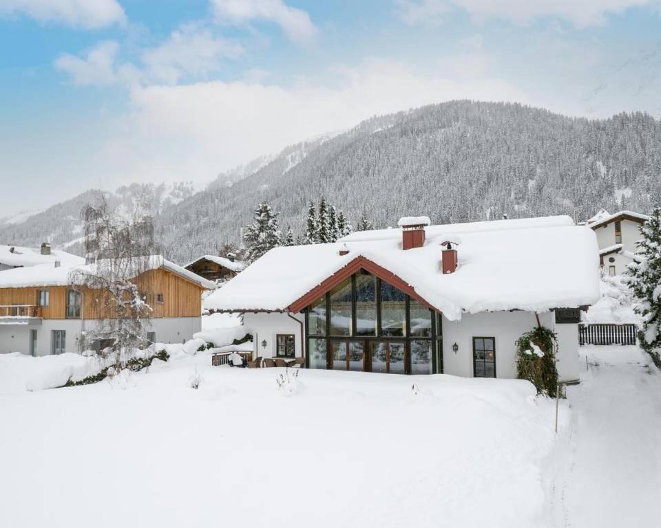 Chalet Anna Maria Villa Sankt Anton am Arlberg Exterior photo